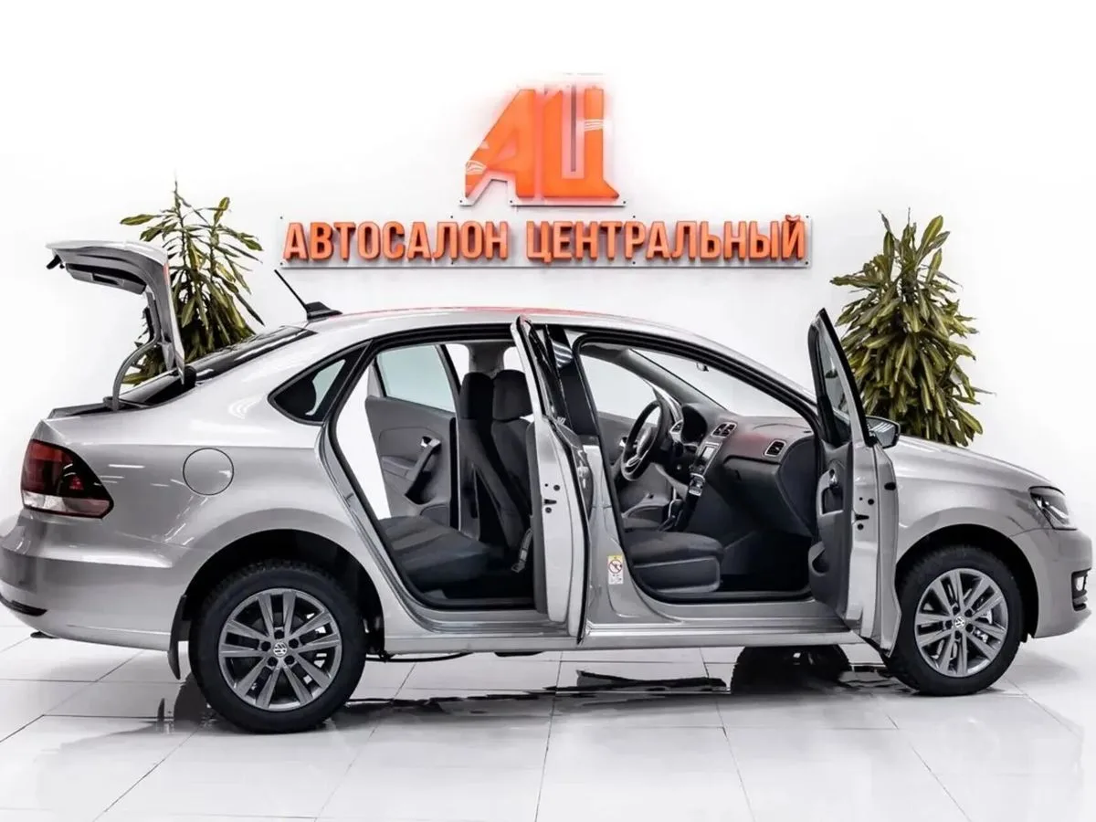 Volkswagen Polo V Рестайлинг · Drive — фото 5