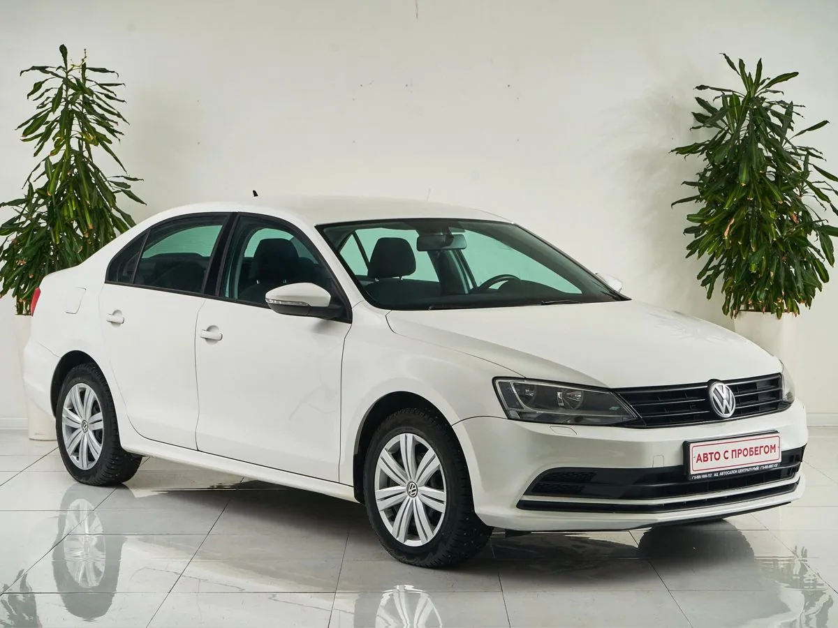Volkswagen Jetta VI Рестайлинг — фото 3