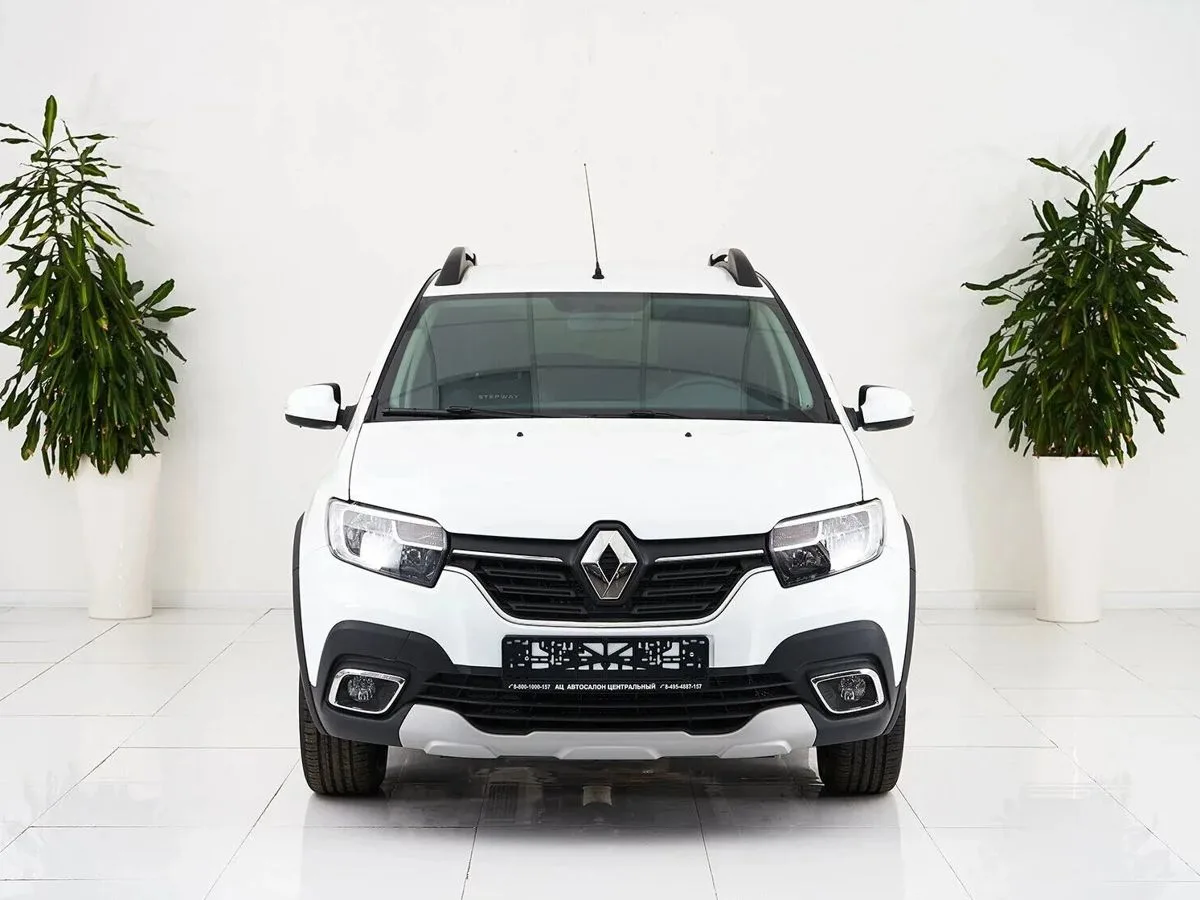 Renault Sandero II Рестайлинг — фото 5