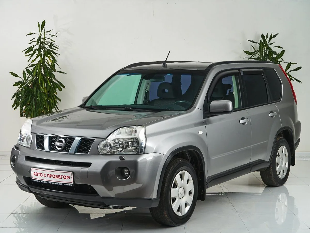 Nissan X-Trail II · SE
