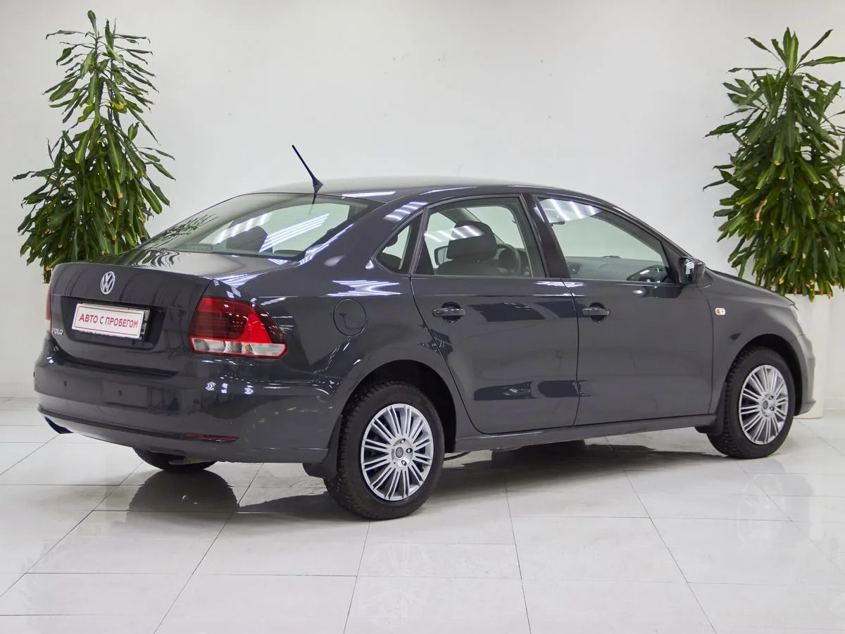 Volkswagen Polo V Рестайлинг — фото 5