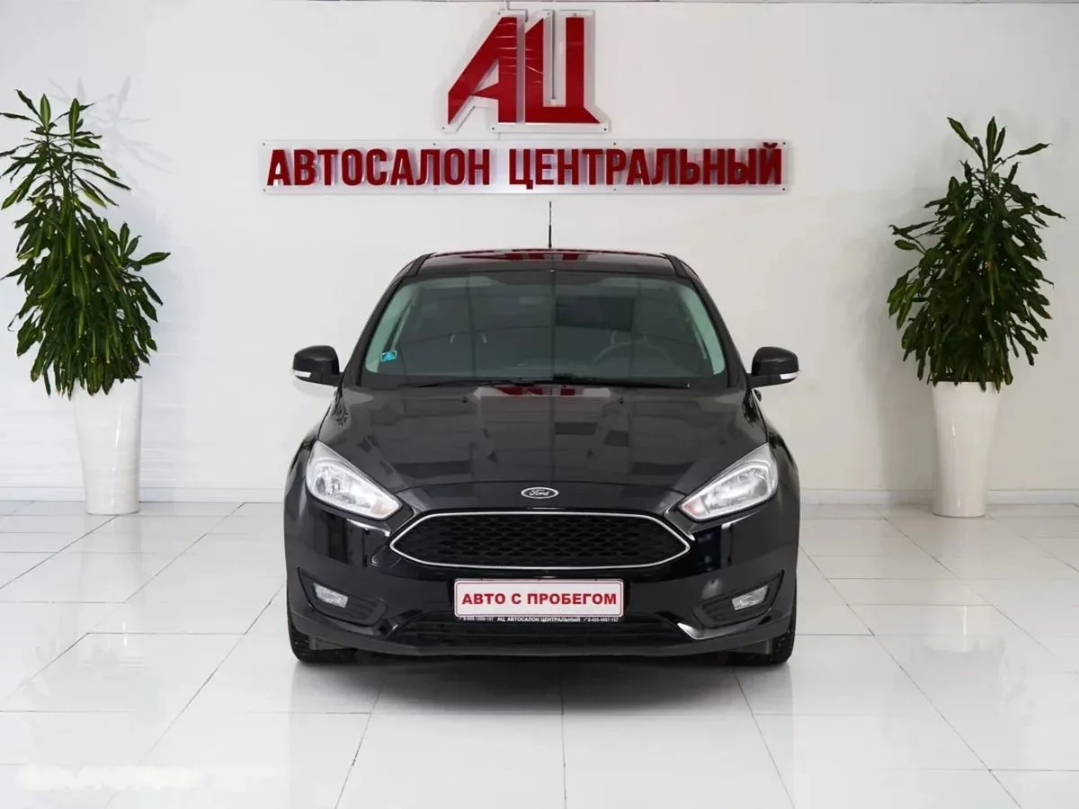 Ford Focus III Рестайлинг · Trend — фото 2