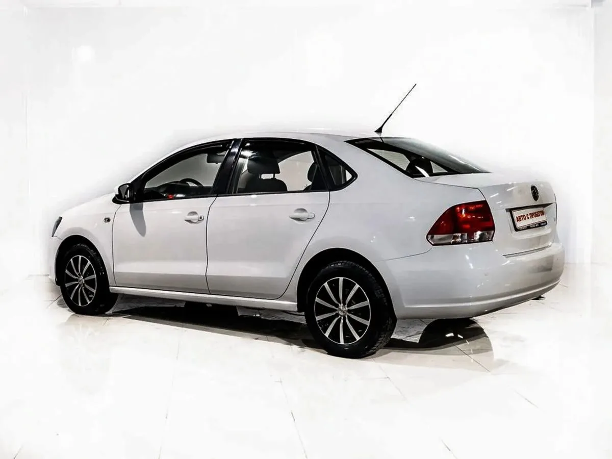 Volkswagen Polo V Рестайлинг · Drive — фото 4