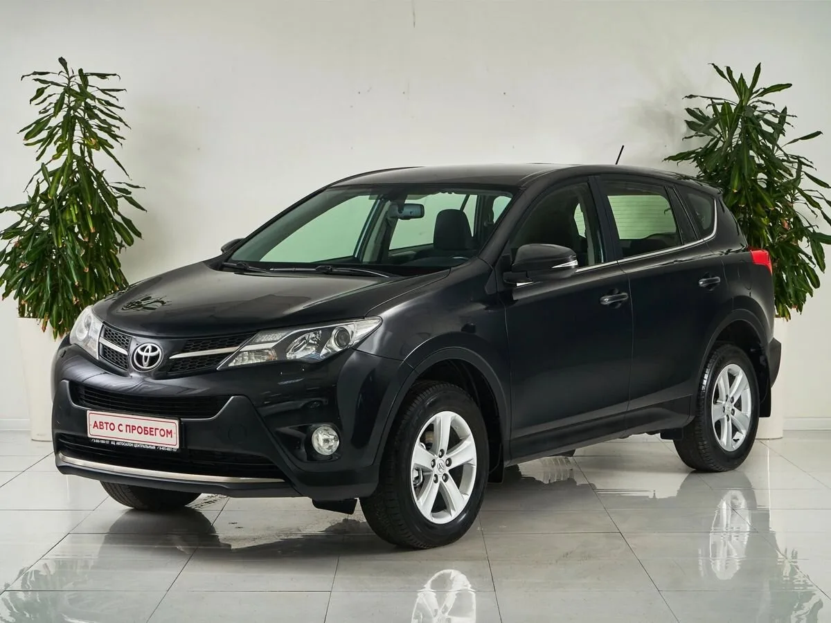 Toyota RAV4 IV (XA40)