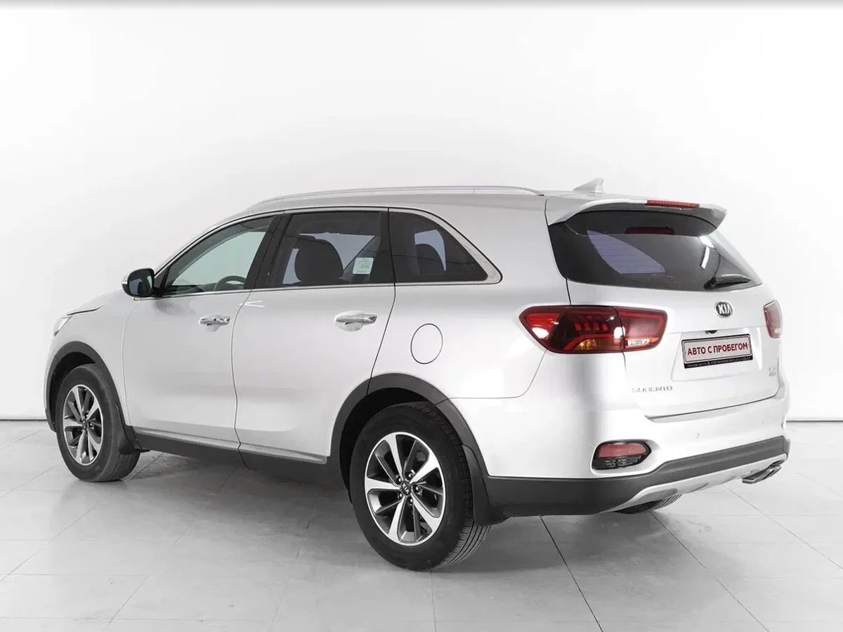 Kia Sorento II Рестайлинг · New Luxe (2015) — фото 2
