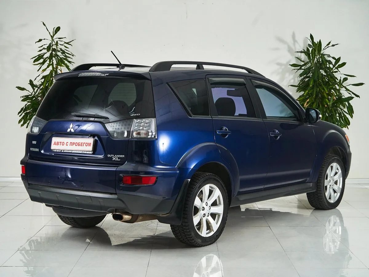 Mitsubishi Outlander II Рестайлинг — фото 5
