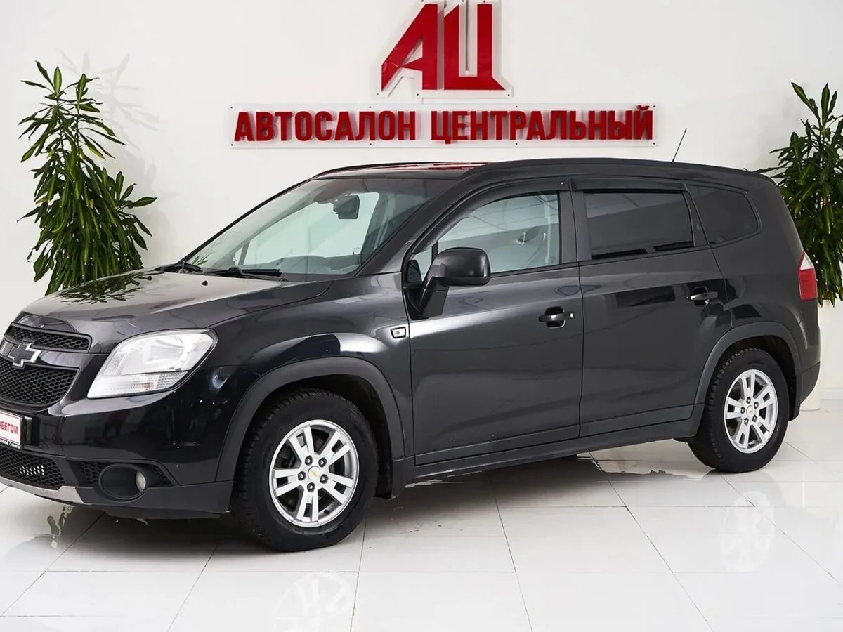 Chevrolet Orlando I · LS