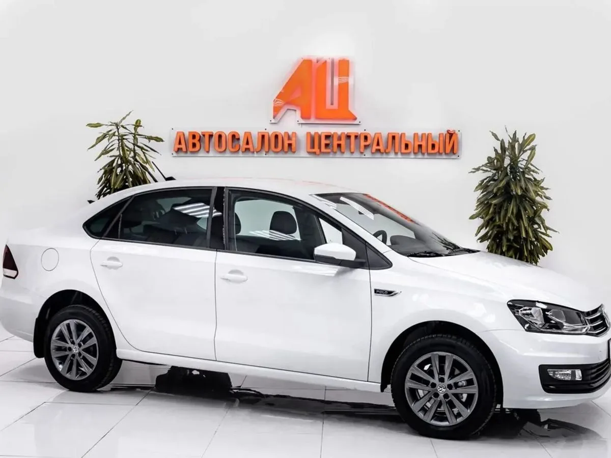 Volkswagen Polo V Рестайлинг · Highline 15-18 — фото 2