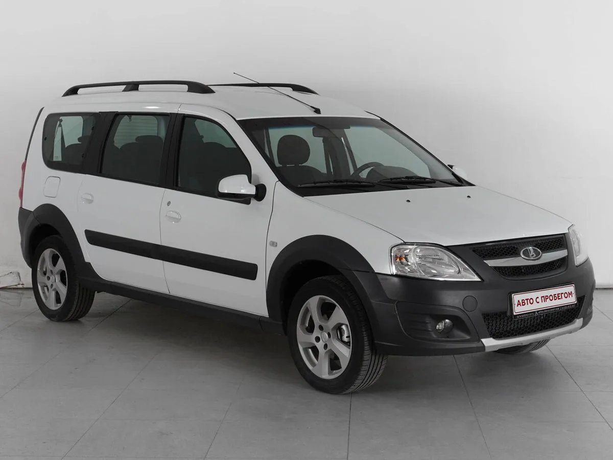 Lada (ВАЗ) Largus I · Luxe (5 мест)