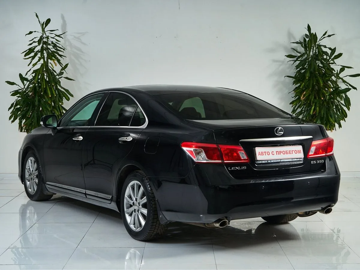 Lexus ES V Рестайлинг — фото 4