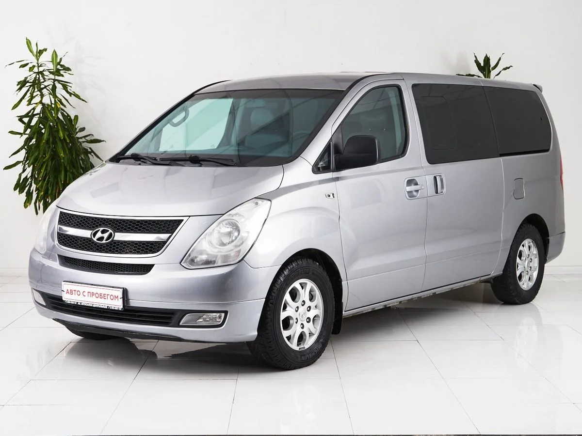 Hyundai Grand Starex I
