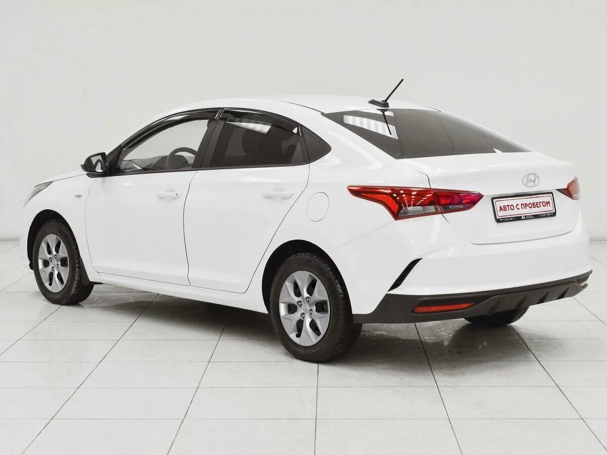 Hyundai Solaris II Рестайлинг — фото 2