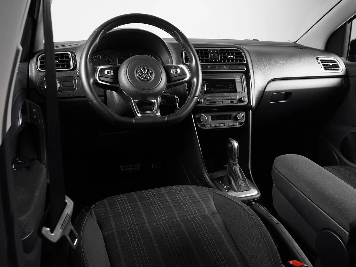 Volkswagen Polo V Рестайлинг · GT — фото 5
