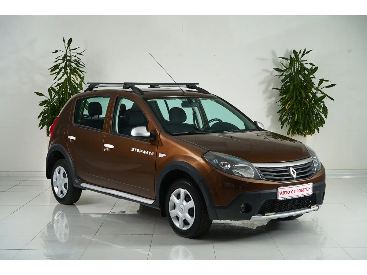 Renault Sandero I — фото 3