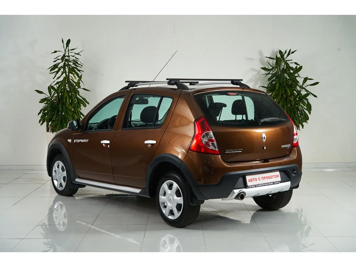 Renault Sandero I — фото 4