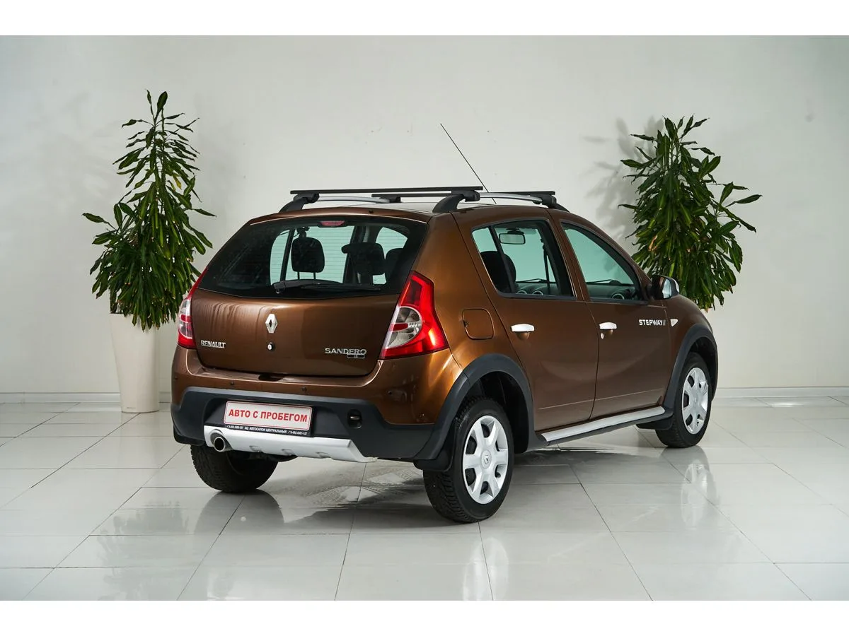 Renault Sandero I — фото 5