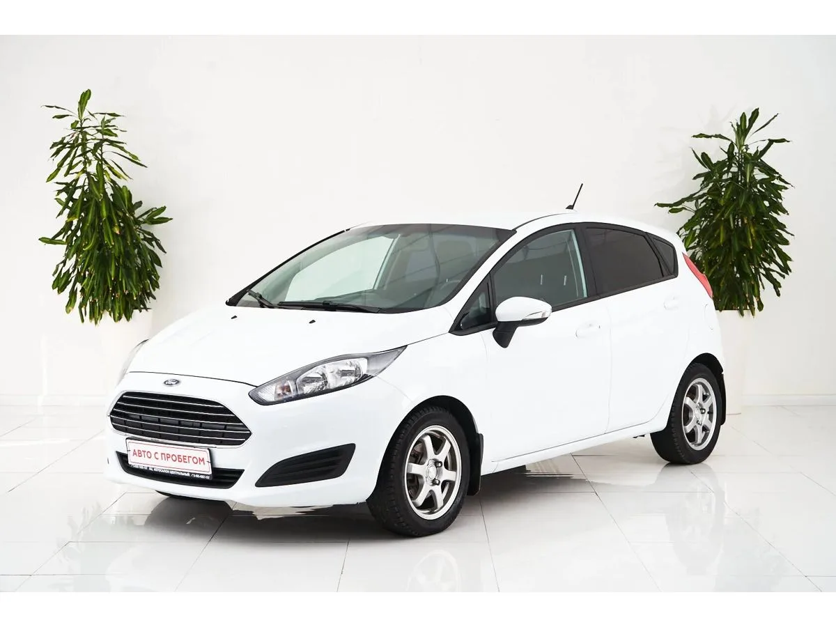 Ford Fiesta Mk6 Рестайлинг · Trend