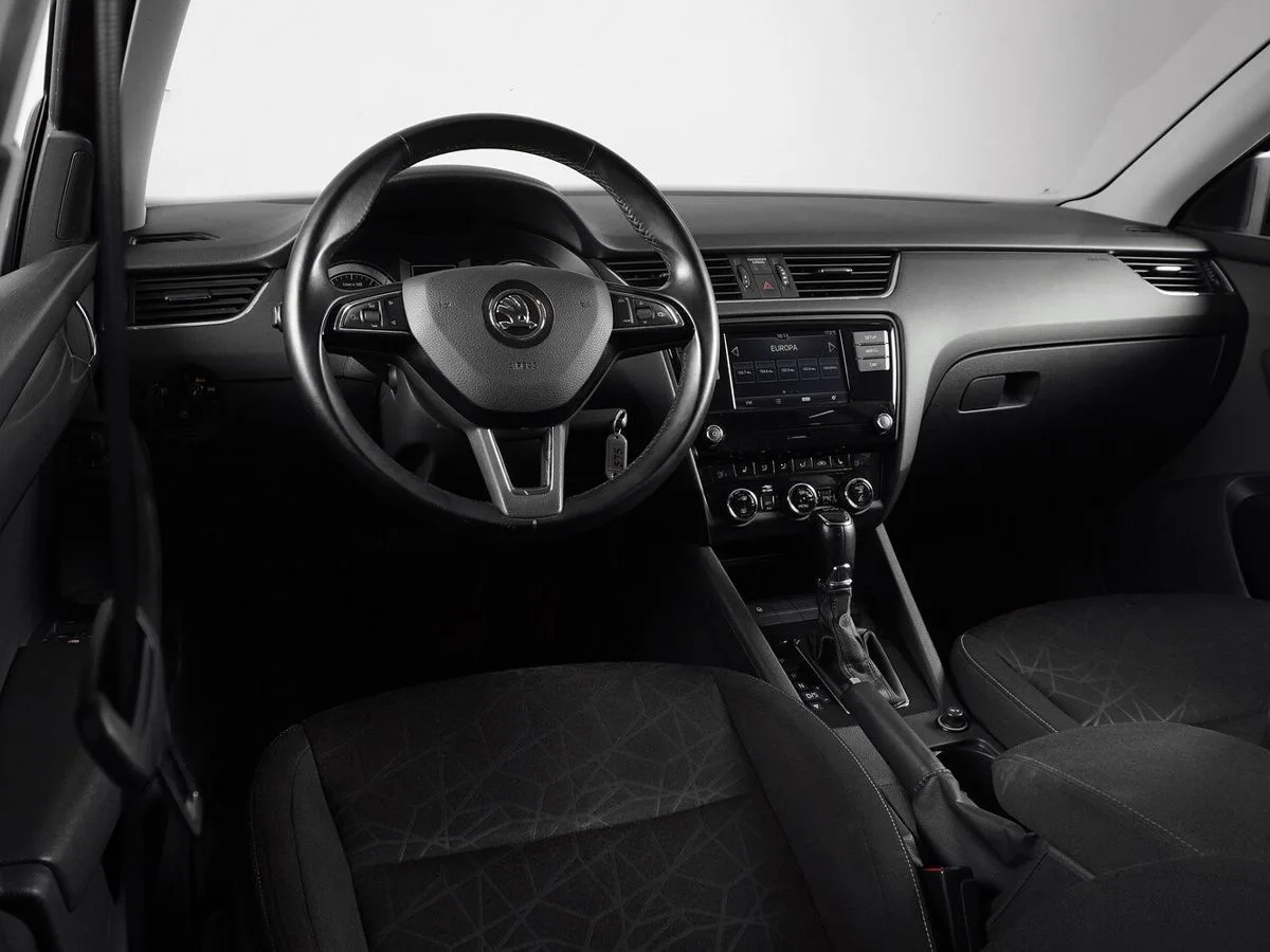 Skoda Octavia III (A7) Рестайлинг · Ambition — фото 5