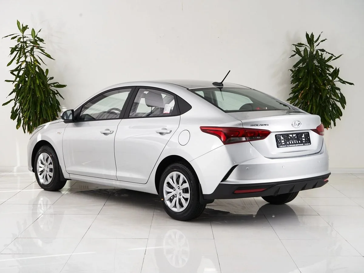 Hyundai Solaris II Рестайлинг — фото 4