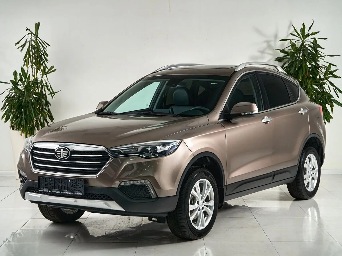 FAW Besturn X80 I Рестайлинг · Luxury