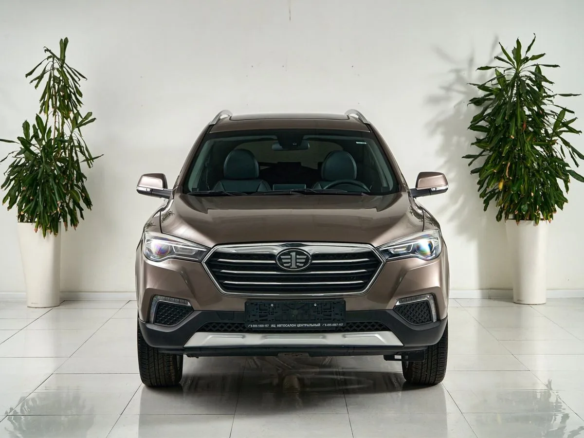 FAW Besturn X80 I Рестайлинг · Luxury — фото 2