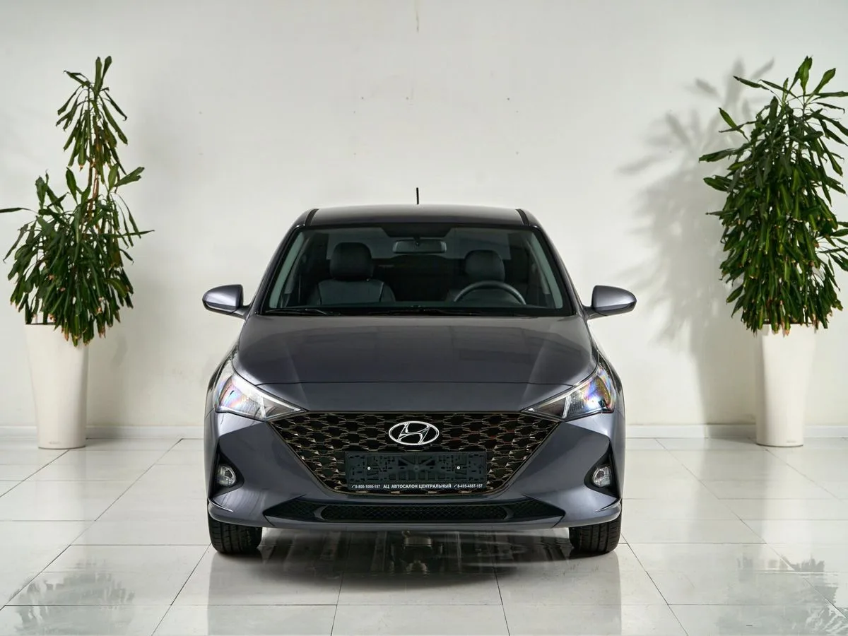 Hyundai Solaris II Рестайлинг — фото 2
