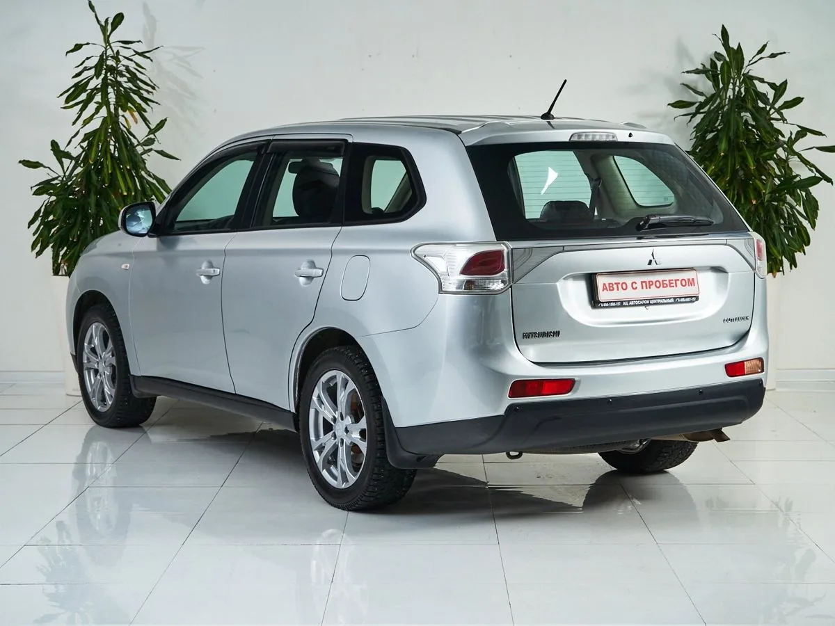 Mitsubishi Outlander III Рестайлинг — фото 4