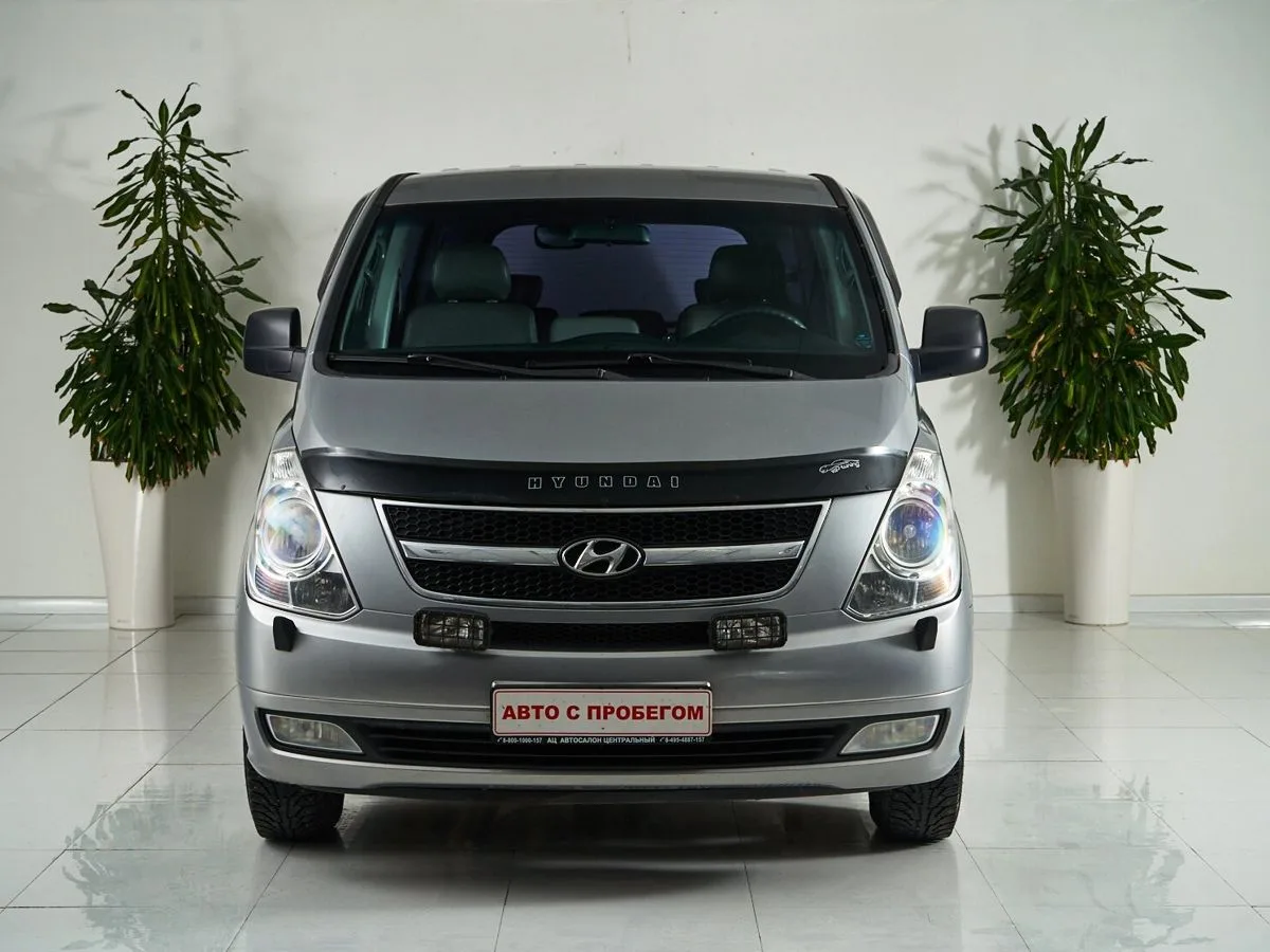 Hyundai Grand Starex I — фото 2