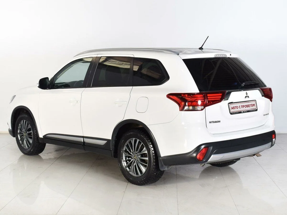 Mitsubishi Outlander III Рестайлинг 2 — фото 2