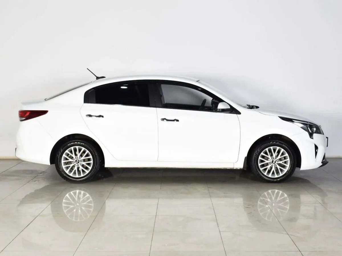 Kia Rio IV Рестайлинг — фото 4