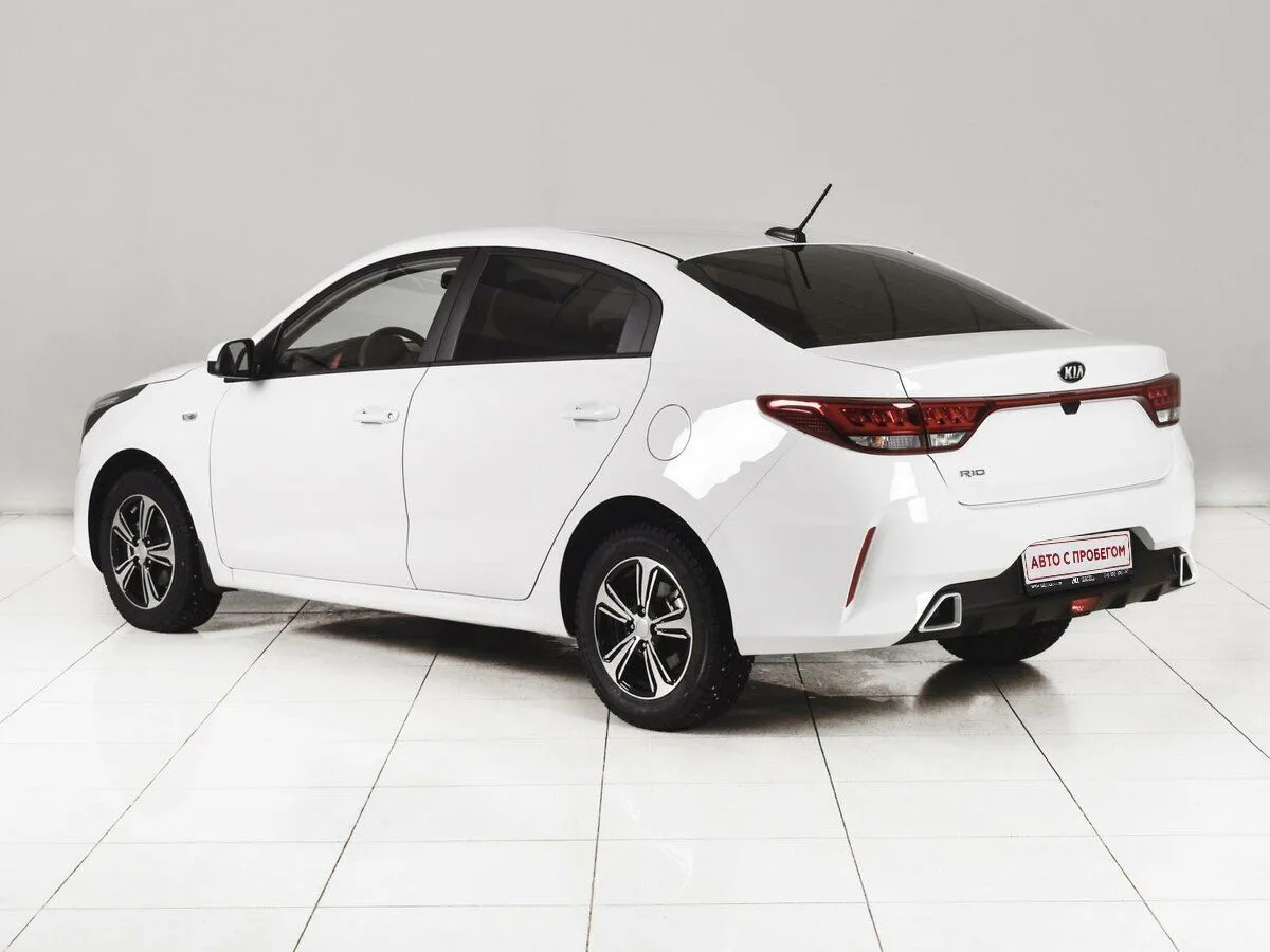 Kia Rio IV Рестайлинг — фото 2