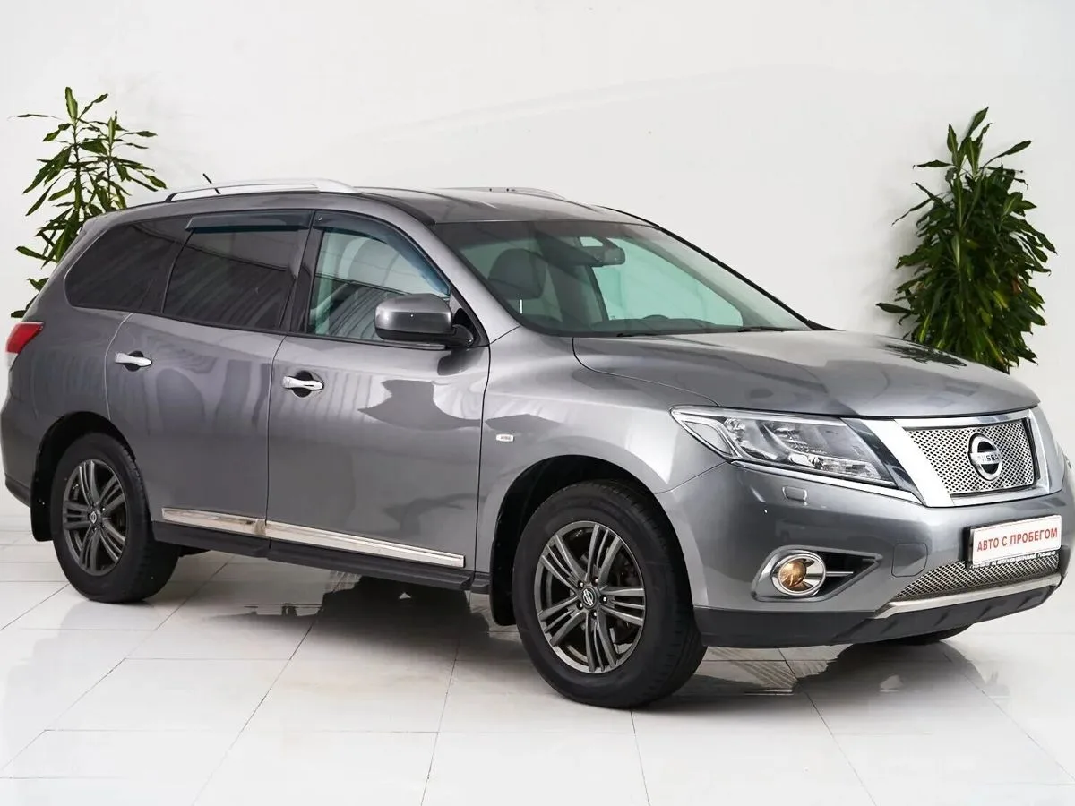 Nissan Pathfinder IV · Mid — фото 3