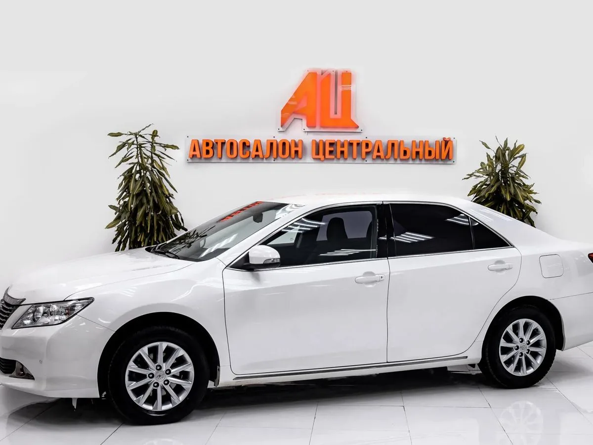 Toyota Camry VII (XV50)