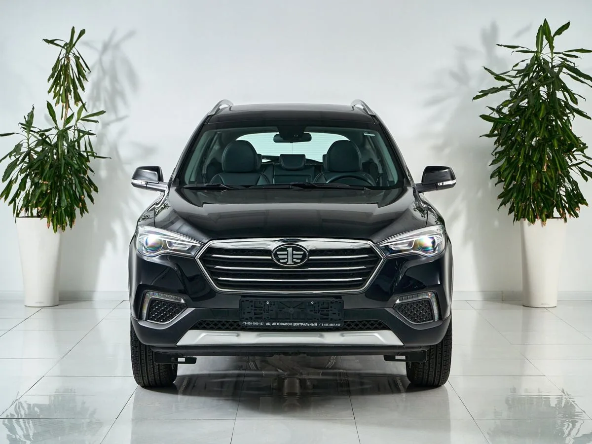 FAW Besturn X80 I Рестайлинг · Luxury — фото 2