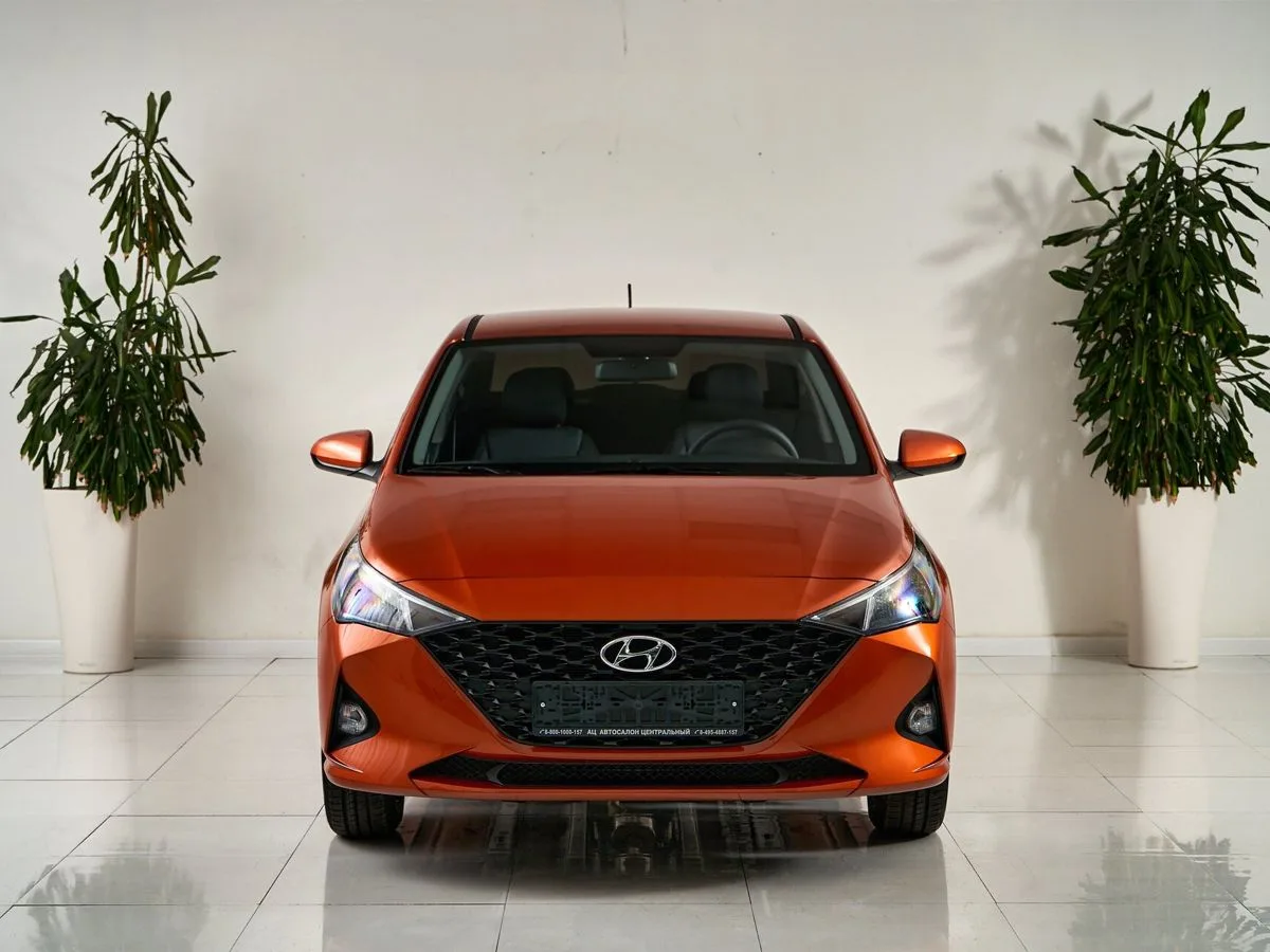 Hyundai Solaris II Рестайлинг — фото 2