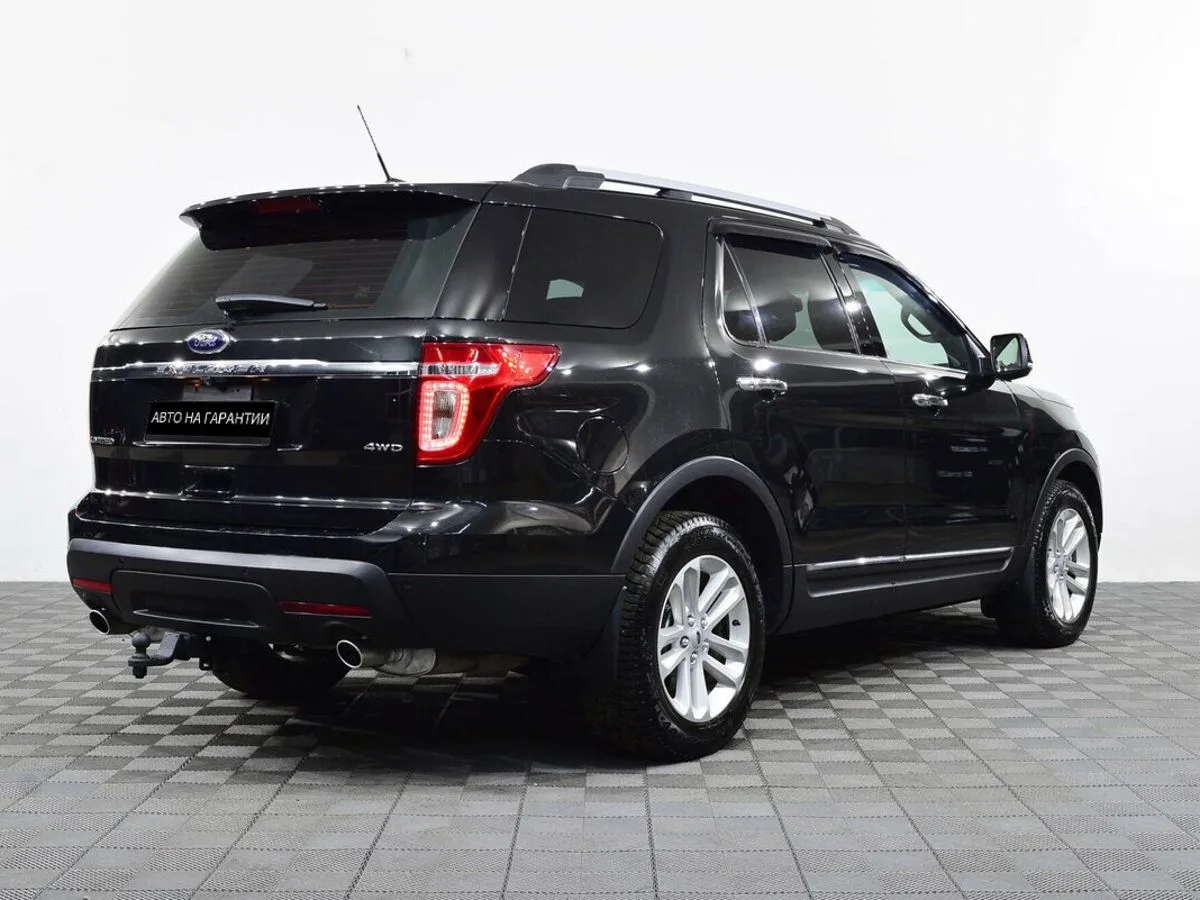 Ford Explorer V — фото 3