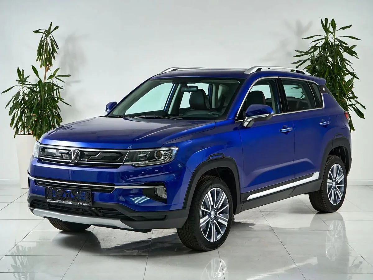 Changan CS35 Plus I · Luxe