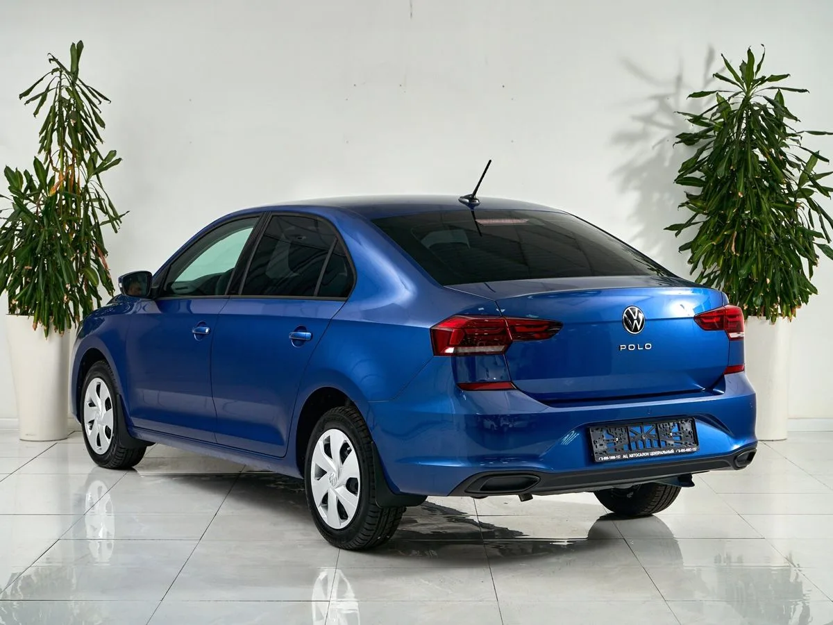 Volkswagen Polo VI — фото 4