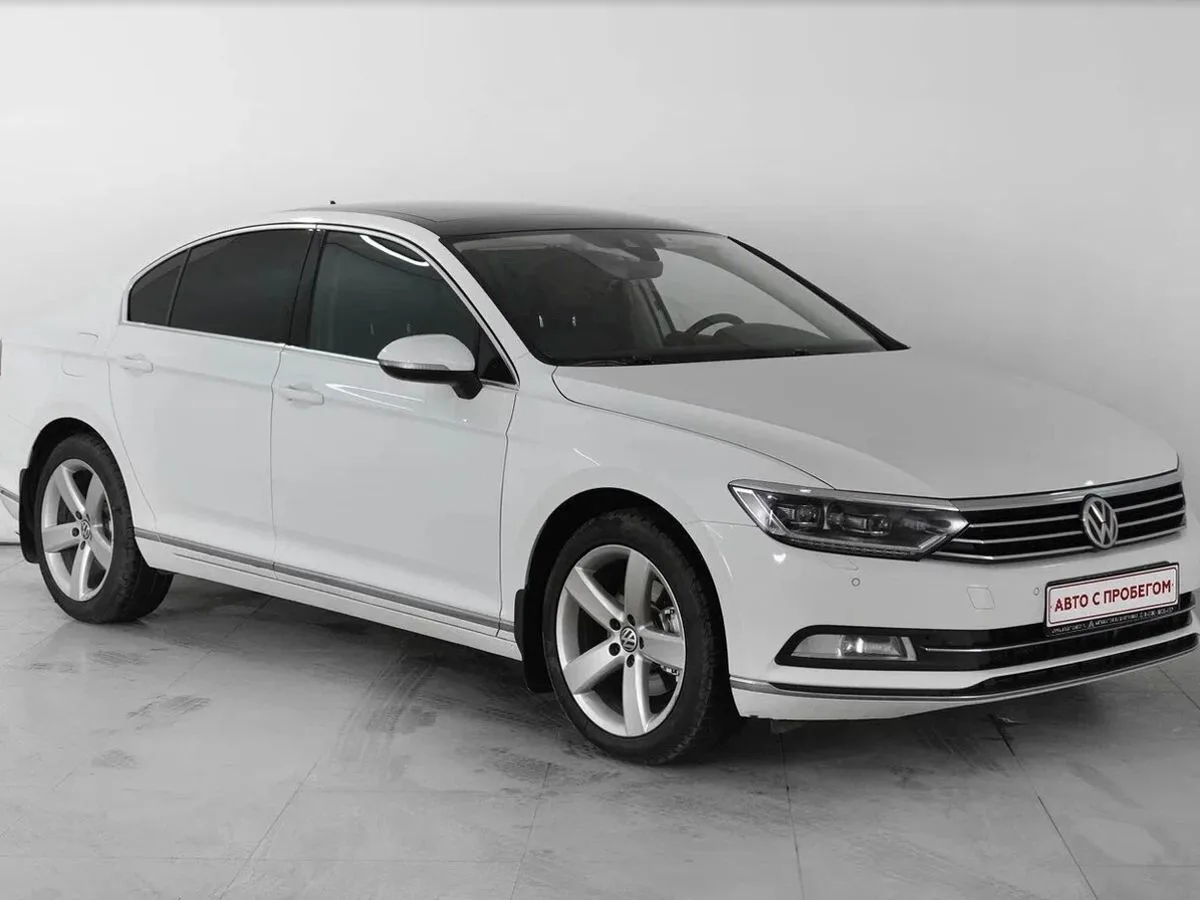 Volkswagen Passat B8 · Highline