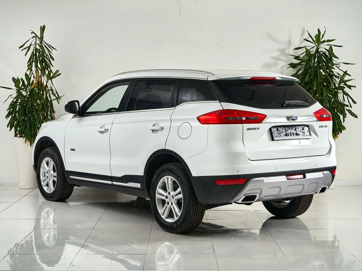 Geely Atlas I — фото 4
