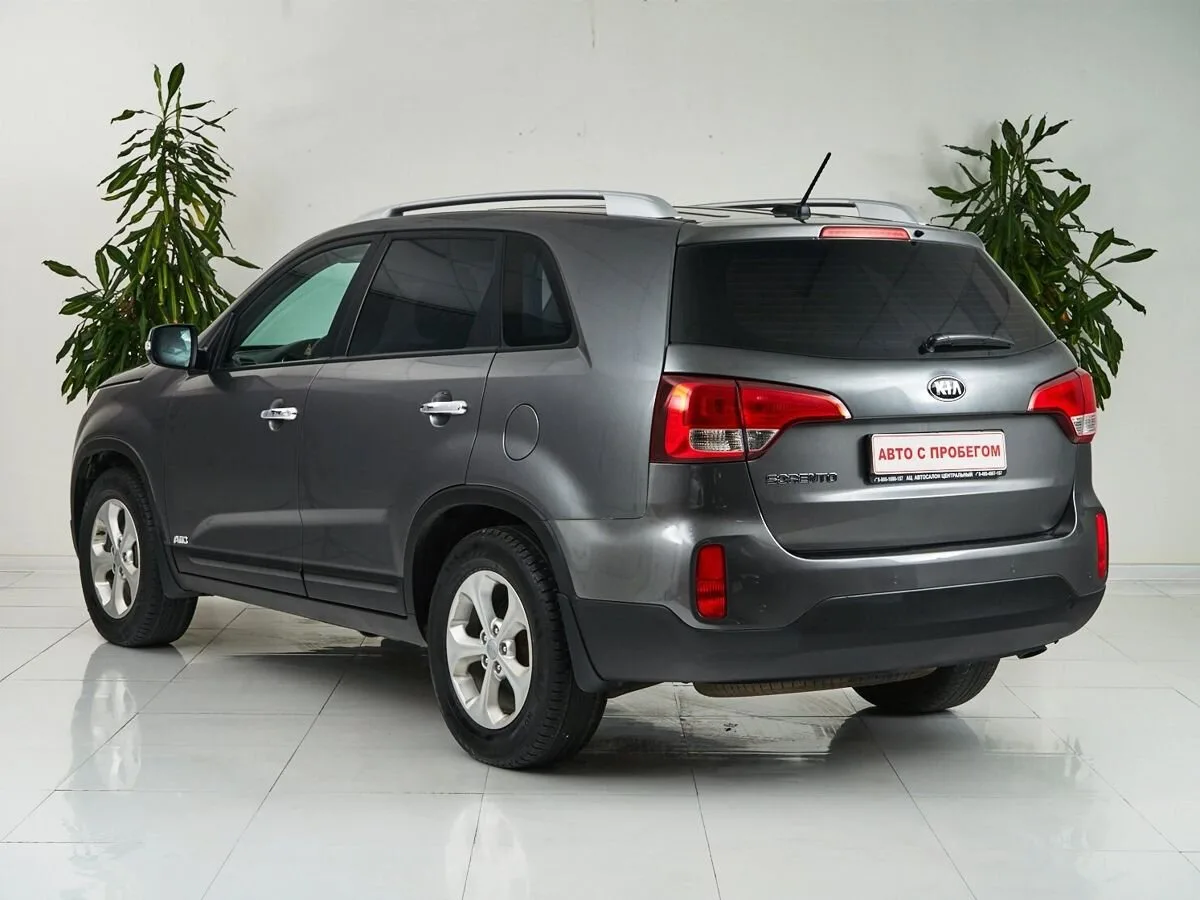 Kia Sorento II Рестайлинг — фото 4