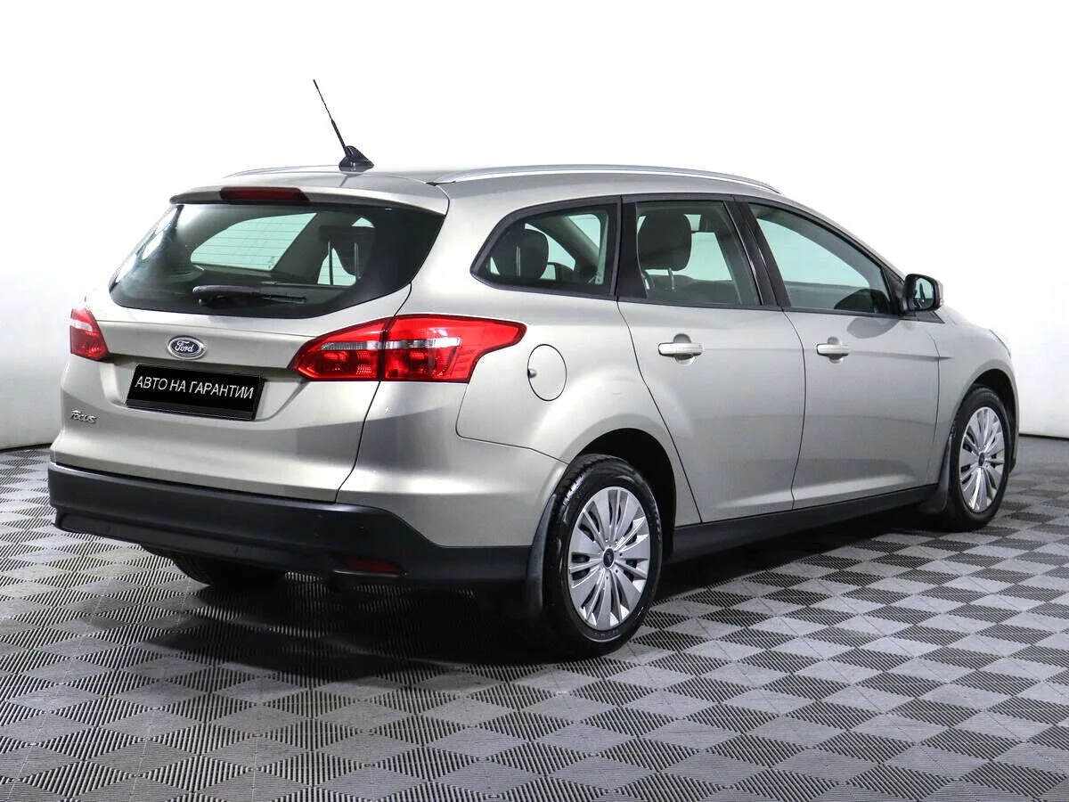 Ford Focus III Рестайлинг · Trend — фото 3
