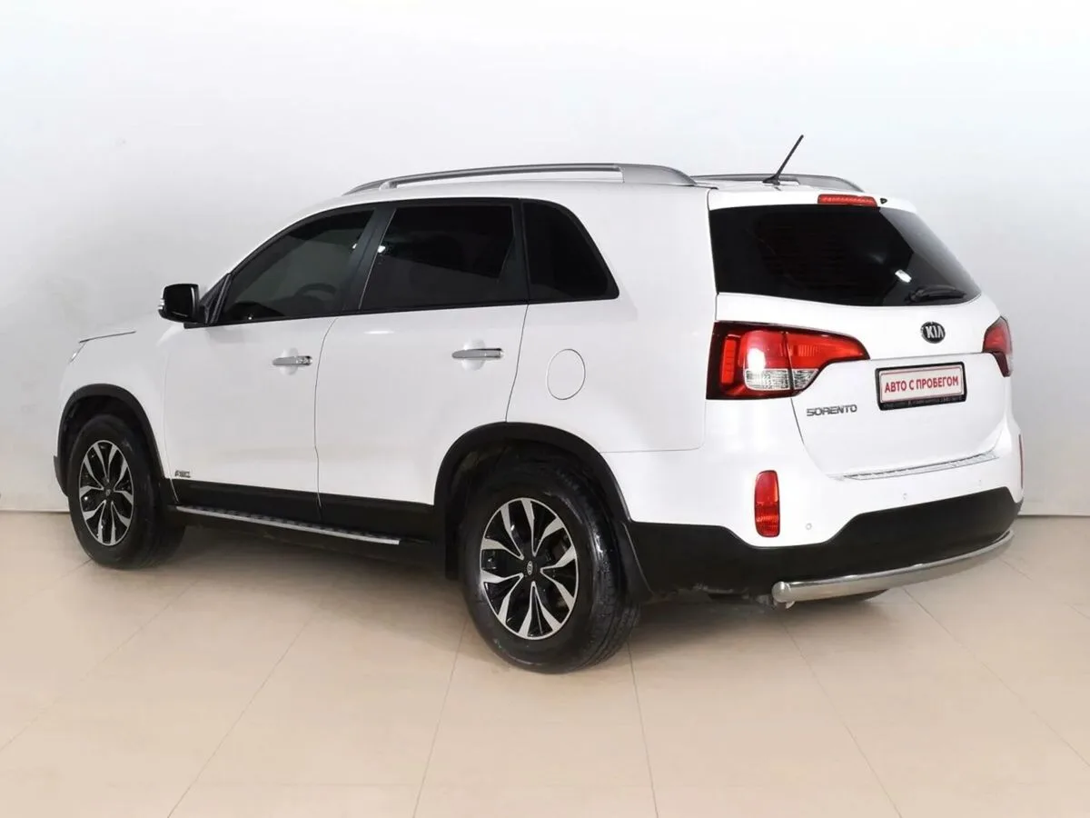 Kia Sorento II Рестайлинг — фото 3