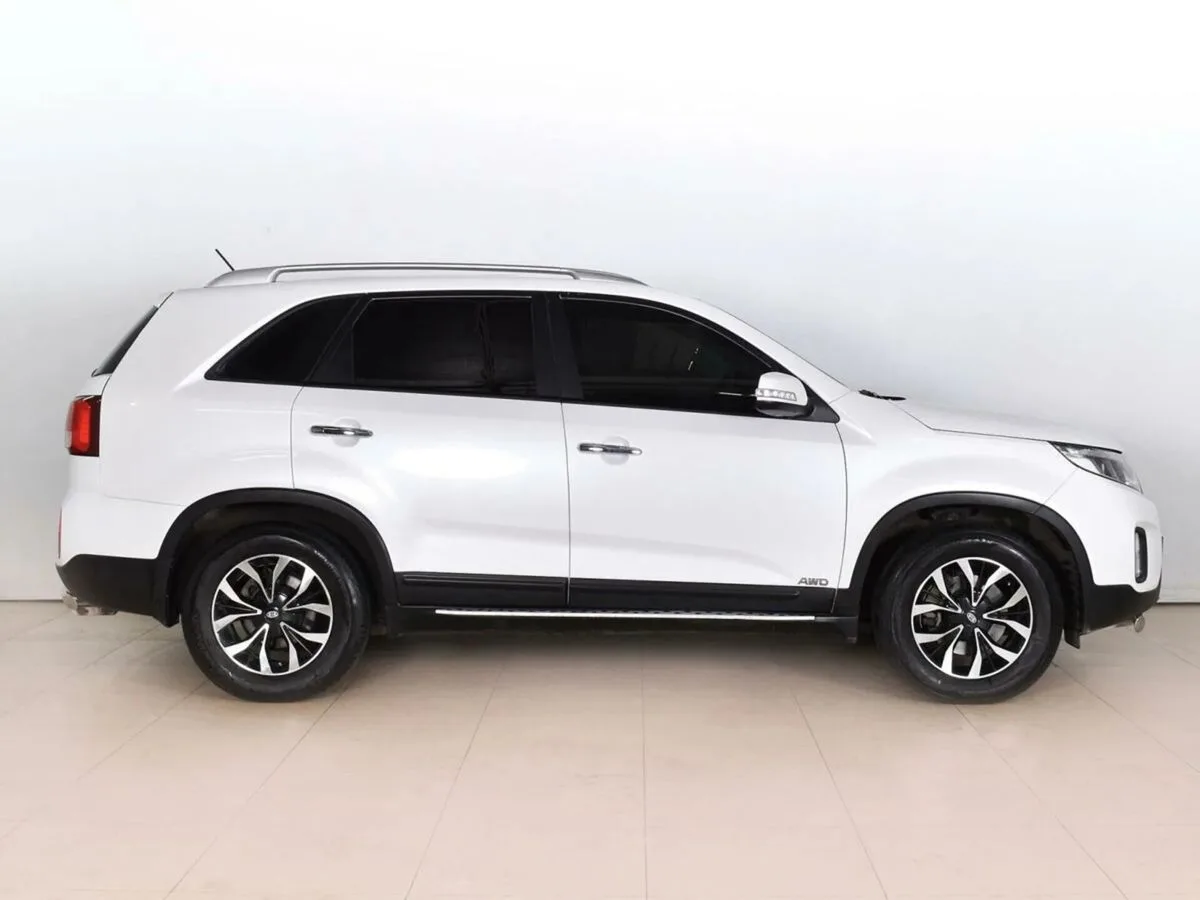 Kia Sorento II Рестайлинг — фото 4