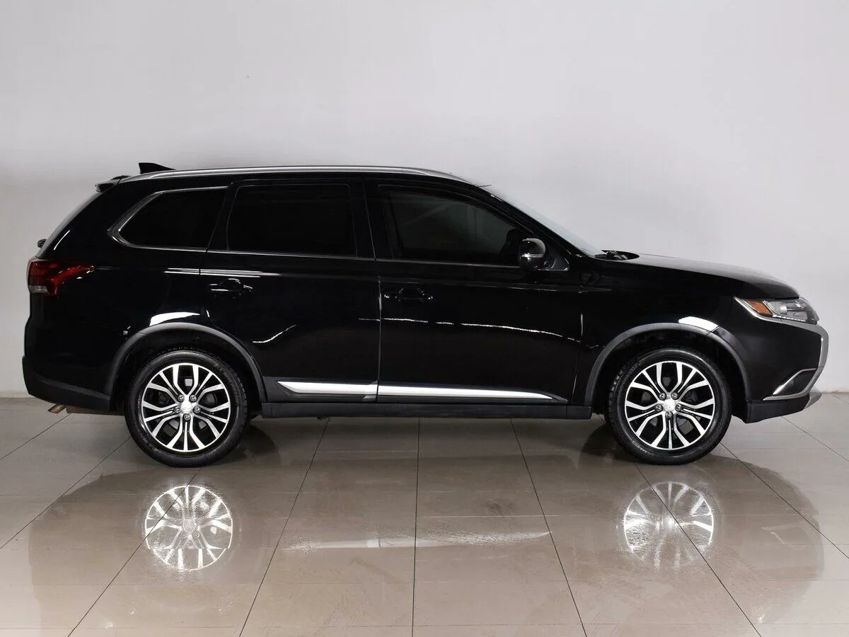 Mitsubishi Outlander III Рестайлинг 2 — фото 5