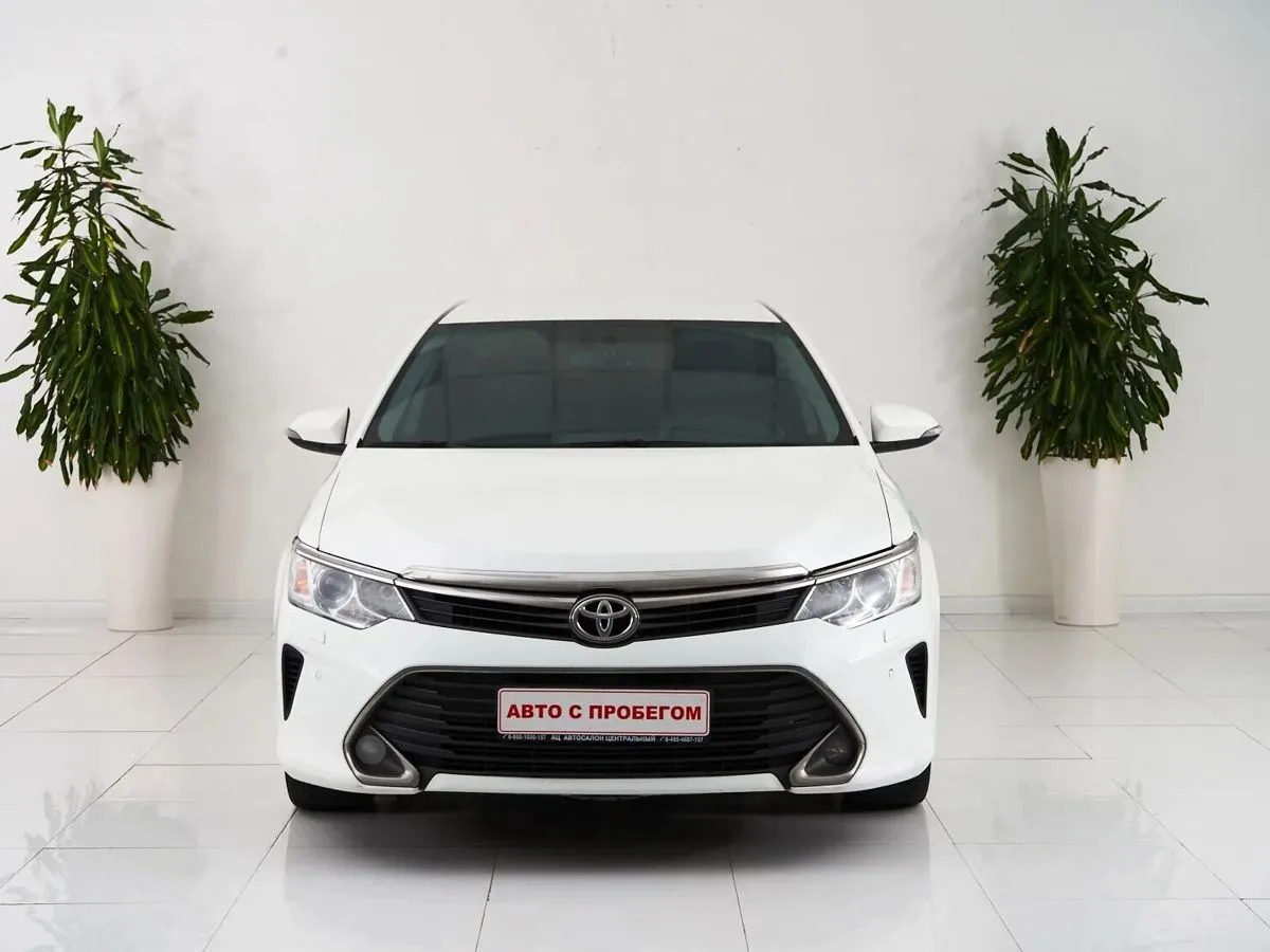 Toyota Camry VII (XV50) Рестайлинг · Элеганс — фото 2
