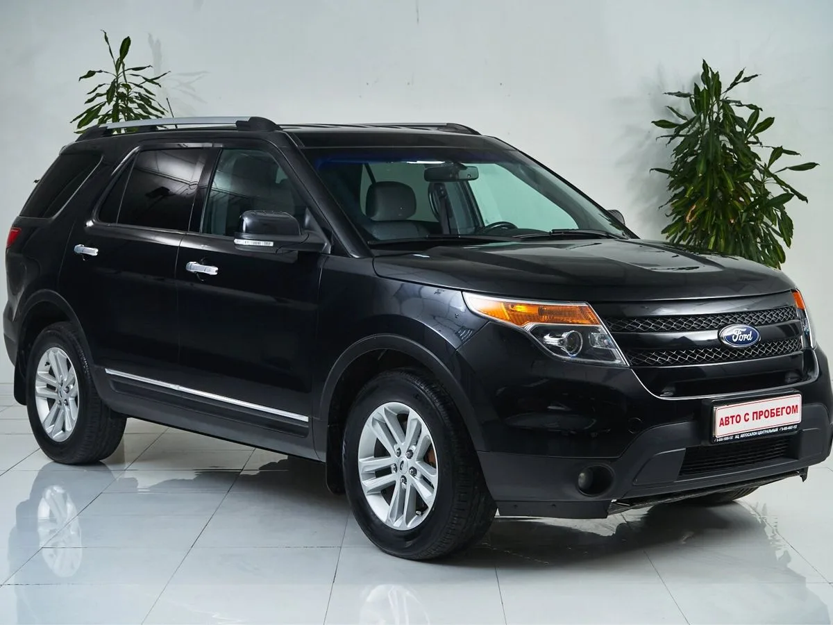 Ford Explorer V · XLT — фото 3