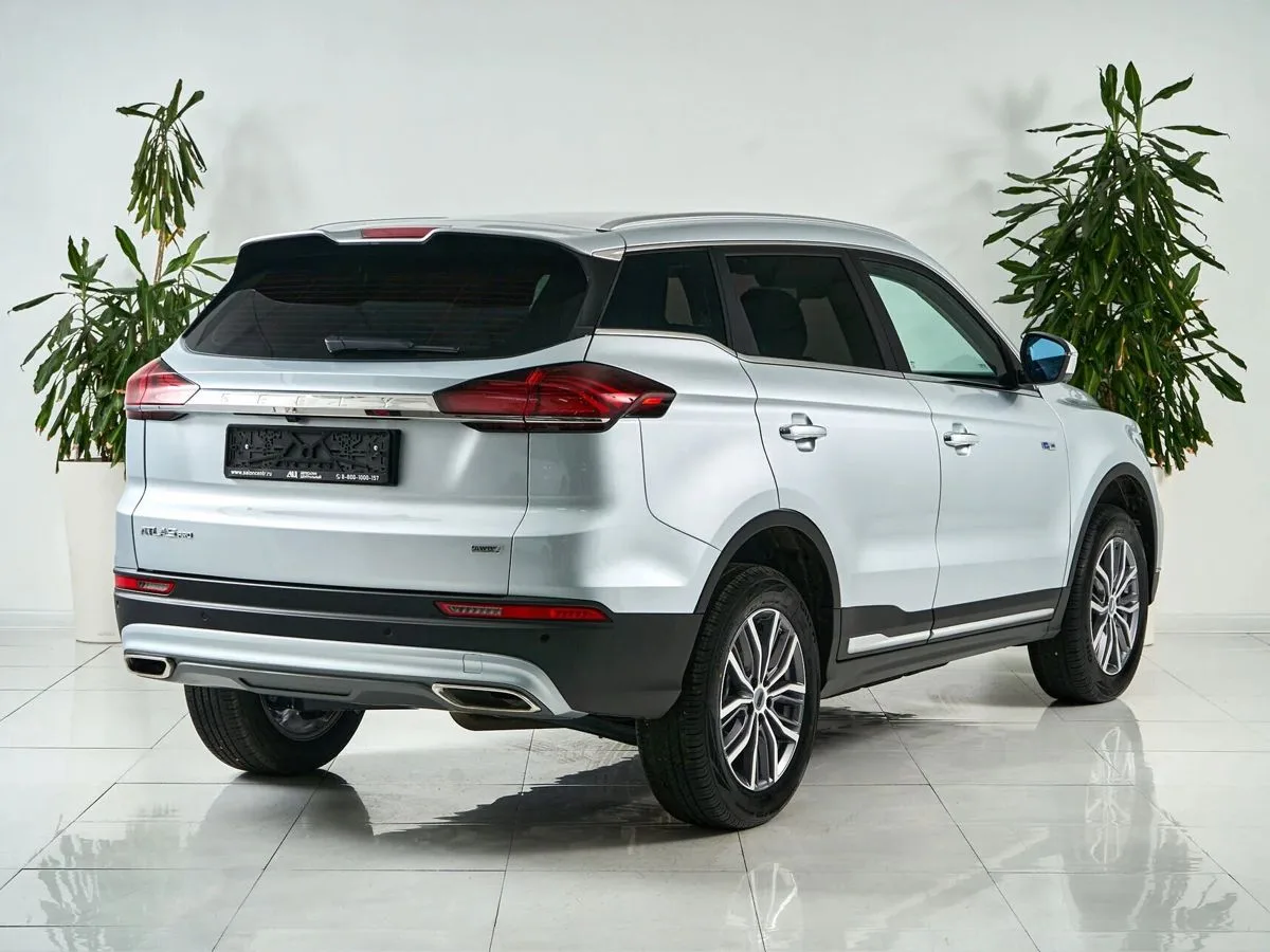 Geely Atlas Pro Luxury — фото 5