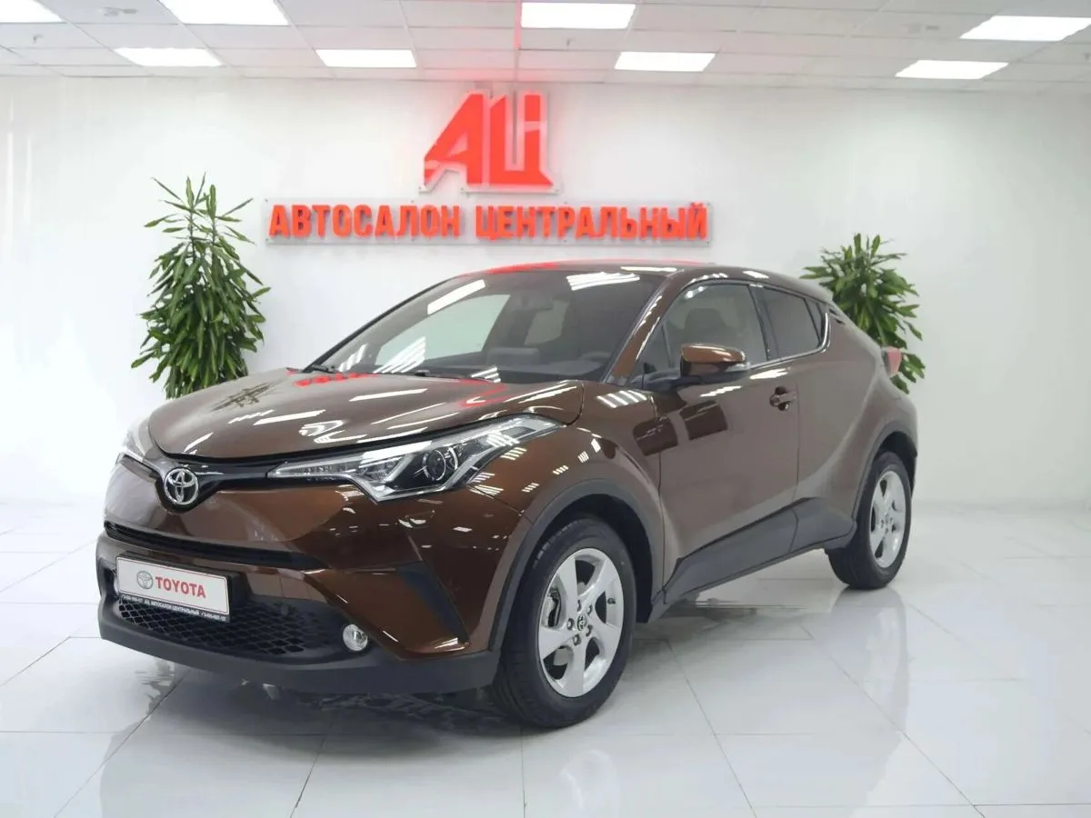 Toyota C-HR I · Hot