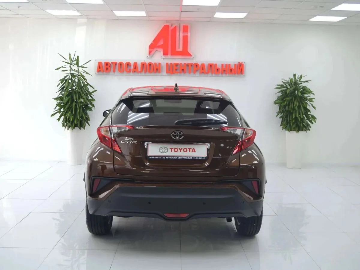 Toyota C-HR I · Hot — фото 4
